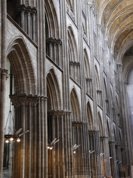 Mittelschiff der Kathedrale von Rouen
