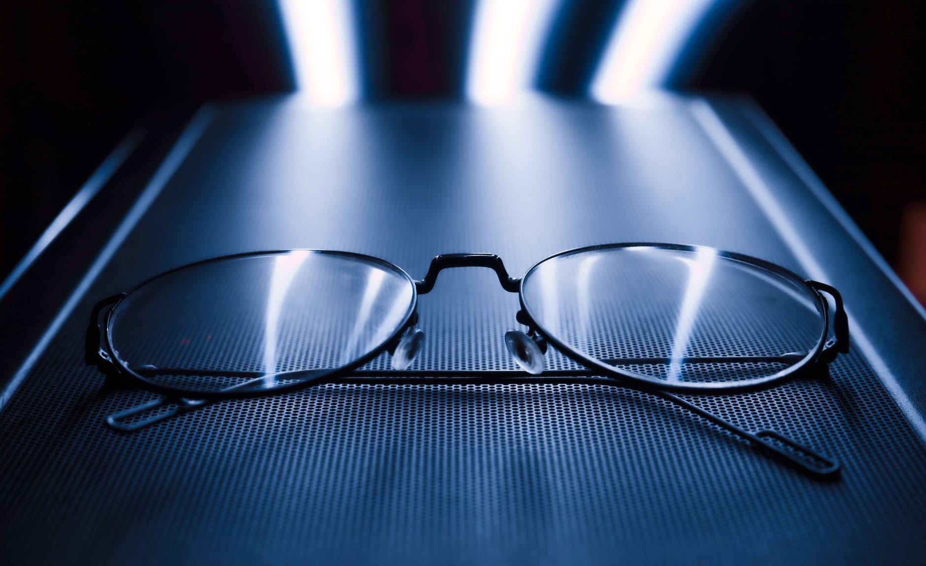 close up photo of eyeglasses